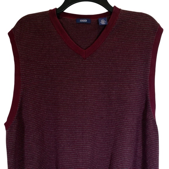 IZOD Classic Men's size Large burgundy gray striped v neck knit sweater vest - Picture 2 of 6